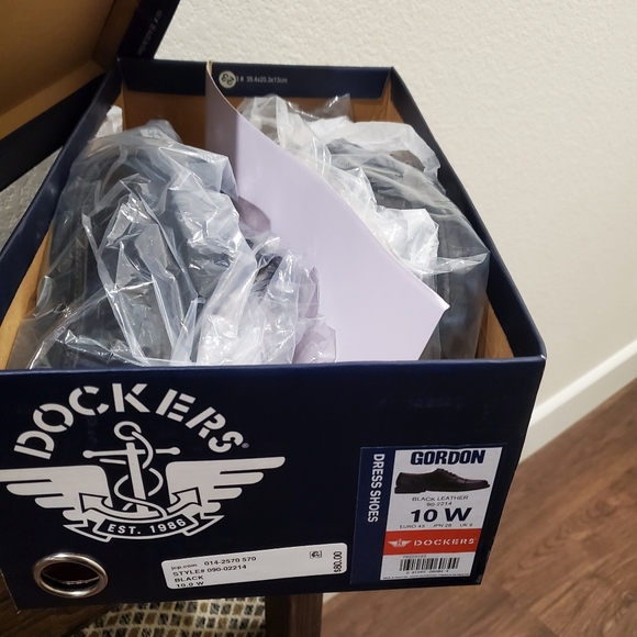 Dockers Gordon Dress Shoes - Picture 8 of 8